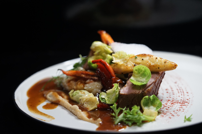 Dresden: Private cooking class with matching drinks included Dresden: Private cooking class with matching drinks