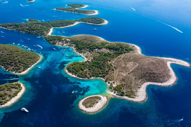 Split: Blue Cave, Green Cave & 5 Islands Boat Adventure Tour Split: Blue, Green Cave, 5 islands, Blue Lagoon, lunch - req
