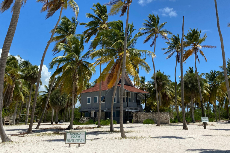 Saona Island VIP: 4 Beaches , Mano Juan & Canto de la Playa 4 Beaches VIP Saona Island: Mano Juan & Canto de la Playa