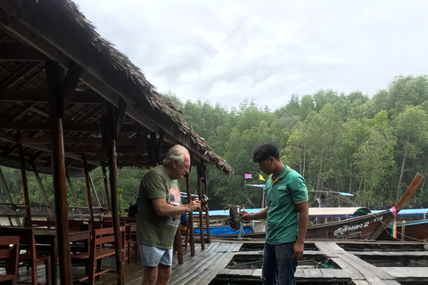 Ko Lanta: Tour di mezza giornata ESPLORA MANGROVE in KAYAKING