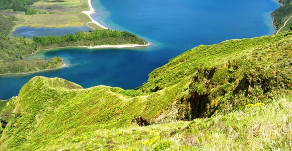 Von Ponta Delgada aus: Lagoa do Fogo Halbtagestour mit dem Jeep