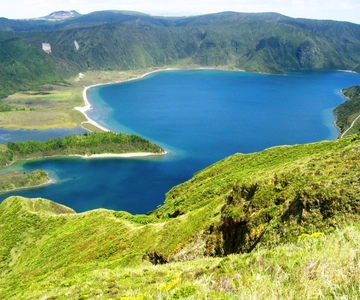 From Ponta Delgada: Lagoa do Fogo Half-Day Jeep Tour