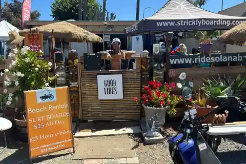 Solana Beach, CA: Body Board with Leash Rental