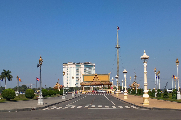 Phnom Penh : visite guidée de 2 jours avec le palais royal et le marché