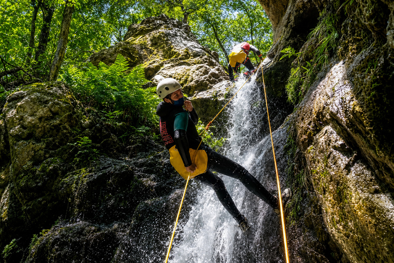 León: Guided Canyoning Adventure with Equipment Cacabillos Canyoning