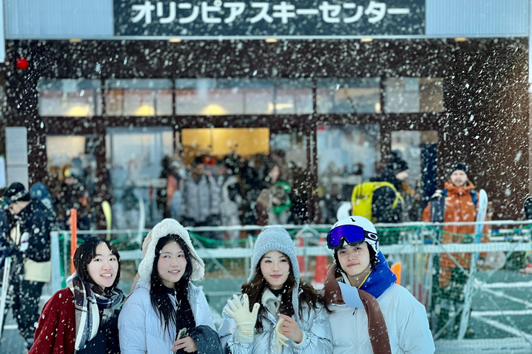 Sapporo: Private Ski & Snowboard Lessons with Hotel Transfer