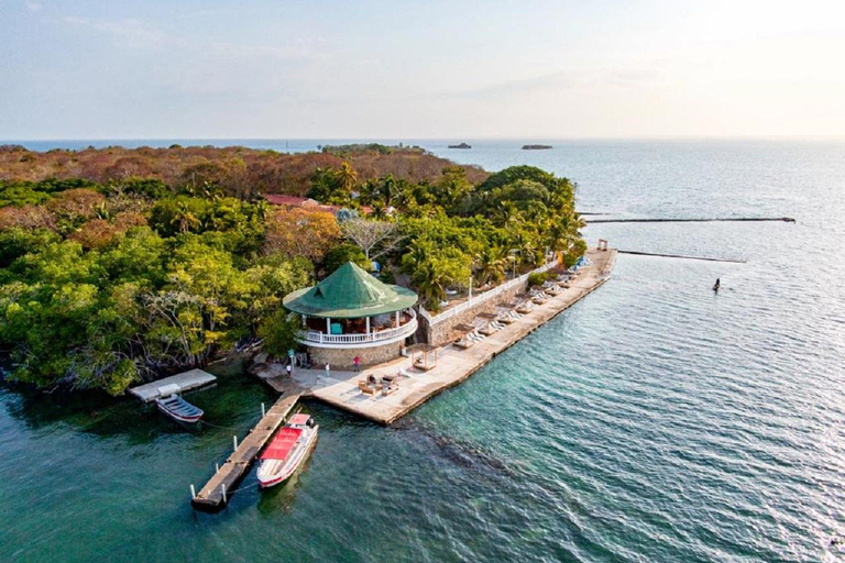 Cartagena: ISLA PRIVADA con BARRA ABIERTA, piscina y almuerzo