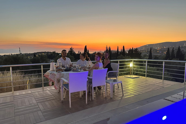 Kuşadası: Aegean Cooking Class with Locals