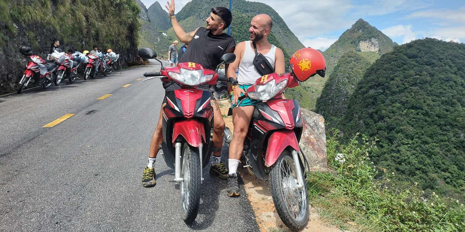 From Hanoi: 4 Day Ha Giang Loop Motorbike Self-ride Tour