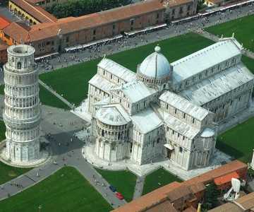 Pisa: Biglietto di ingresso prioritario per la Torre Pendente e la Cattedrale
