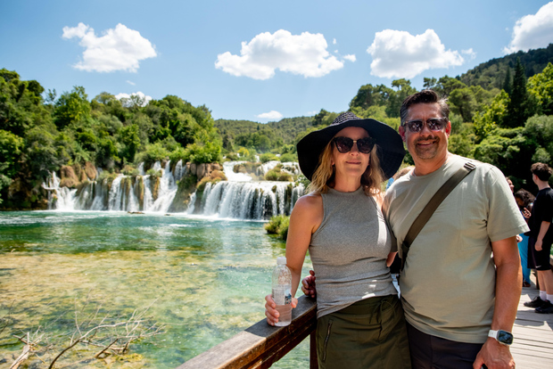 Desde Split: excursión a las cataratas de Krka con paseo en barco y baño