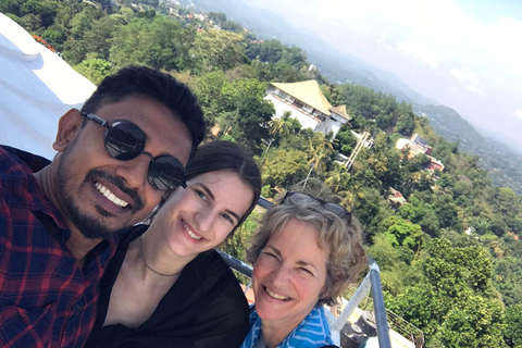 Kandy Stadtführungen mit dem Tuk TukKandy Stadtführungen