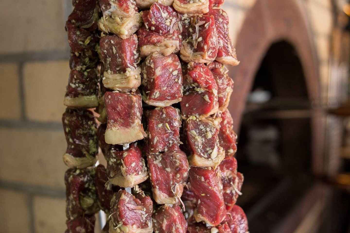 Madeira:TypicalShowFolklore Evening.included.Dinner transpt