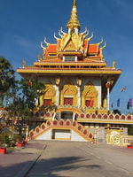 Morning Tuk tuk, City, Handicrafts, Killing field, Temples - Housity