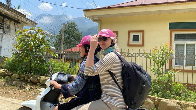 Sapa City: Half-Day Motorbike Tour with Silver Waterfall