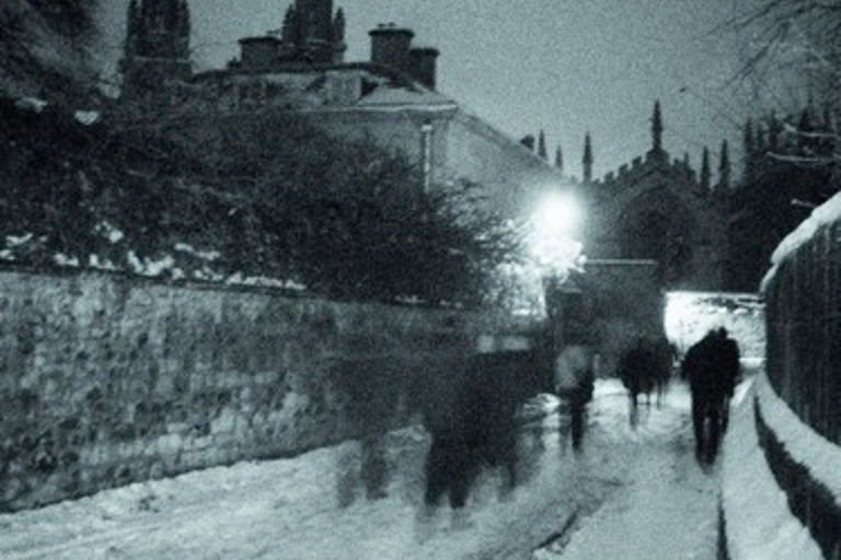 Tour Fantasmas de Oxford en el crepúsculoTour Fantasmas de Oxford en la hora del crepúsculo