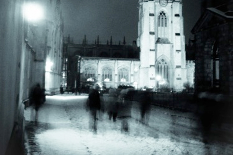 Tour Fantasmas de Oxford en el crepúsculoTour Fantasmas de Oxford en la hora del crepúsculo