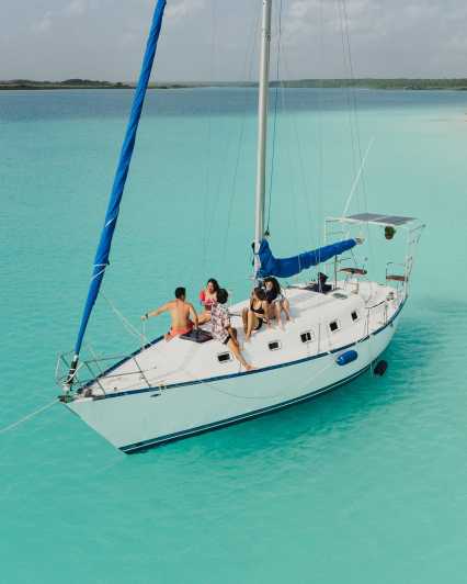 Bacalar Lagoon Sailing Tour with Open Bar and Mexican Lunch