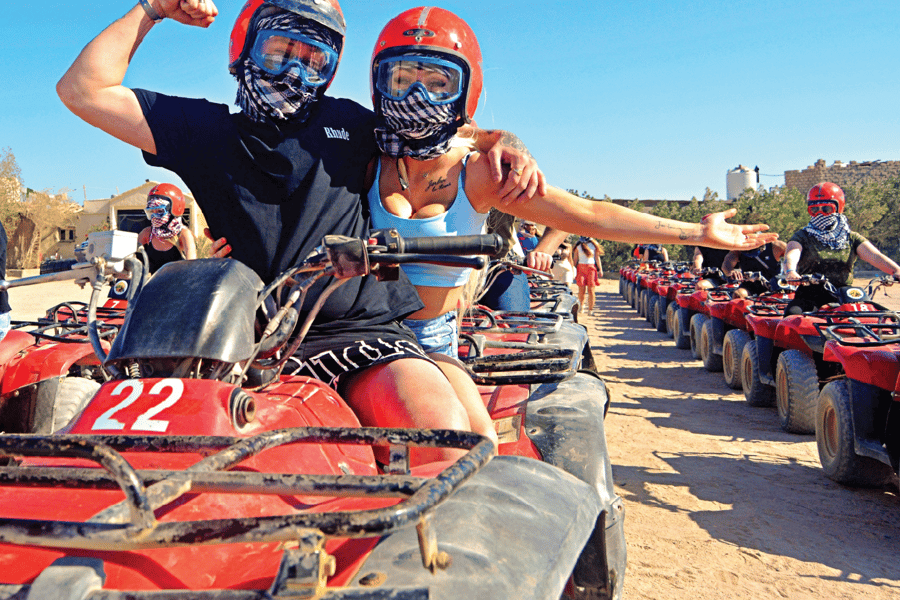 Hurghada: Wüsten Quad, Beduinendorf und Kamelritt Tour. Foto: GetYourGuide Hurghada: Wüsten Quad, Beduinendorf und Kamelritt Tour. Foto: GetYourGuide