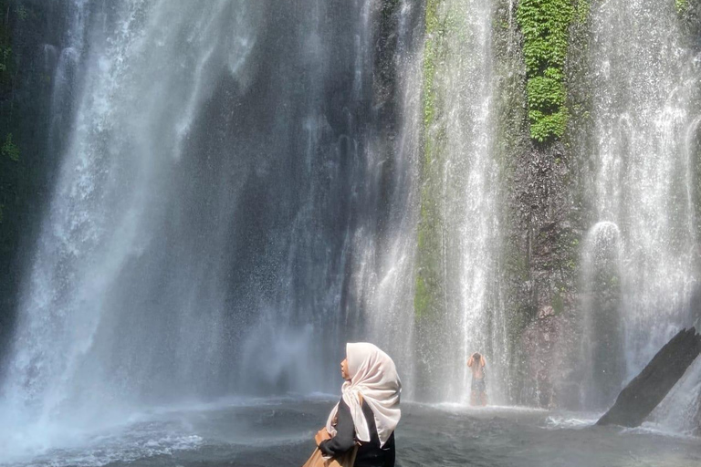 Tiu kelep Waterfalls, Selong Hill, & Pusuk Sembalun Day Trip