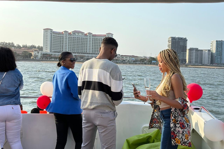 Crucero al atardecer por la bahía de Maputo