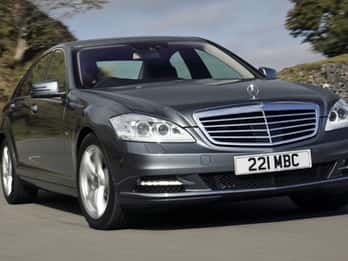 Privat-Transfer zwischen Flughafen Neapel und Hotels Privat-Transfer zwischen Flughafen Neapel und Hotels
