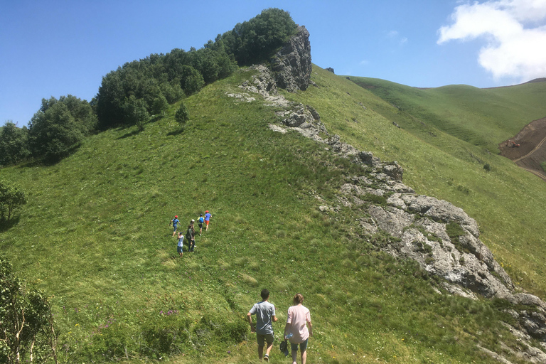 Tiflis: Encantador sendero sobre la ciudad