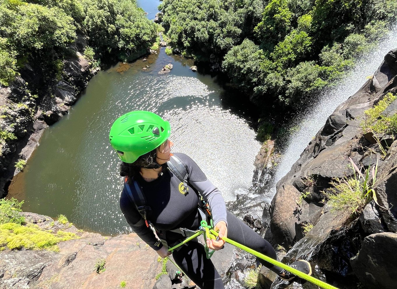 Mauritius: Rutsjebanetur ved Tamarind Falls/canyoning