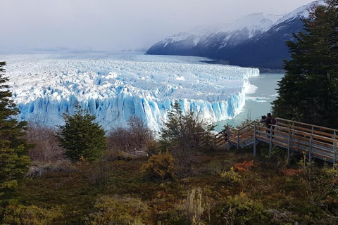 Guided Tour National Park+Perito Moreno Glacier+Sailing (optional) Guided National Park Tour + Perito Moreno Glacier + Navigation 1 hour