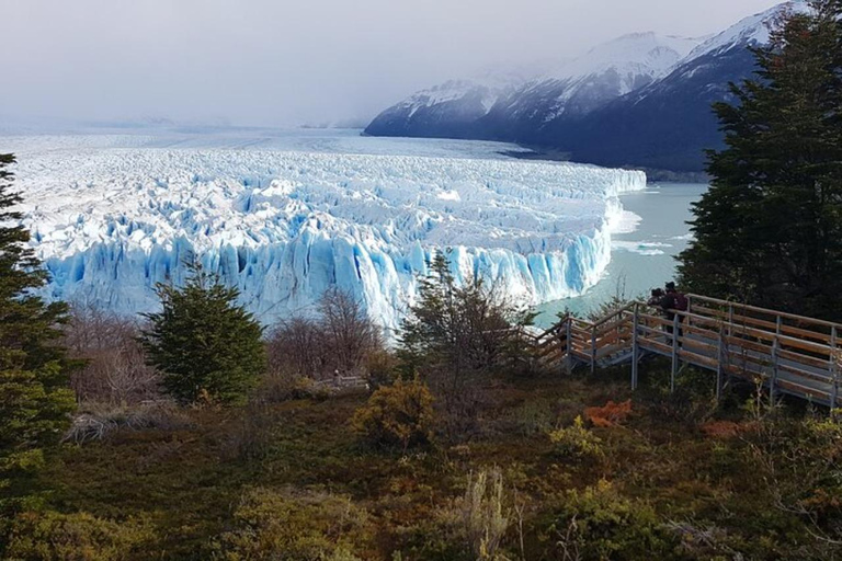 Guided Tour National Park+Perito Moreno Glacier+Sailing (optional) Guided National Park Tour + Perito Moreno Glacier + Navigation 1 hour