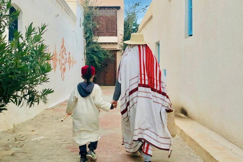Djerba: Guellala Museum, Heritage, Photo Session, and Sunset Djerba: Discover Djerba's Traditions with a Photo Shoot