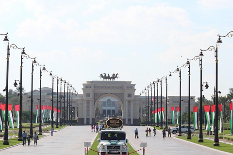 &quot;以风格出行：乘坐悍马进行私人迪拜城市游&quot;&quot;尽享奢华：迪拜私人城市游，乘坐悍马&quot;