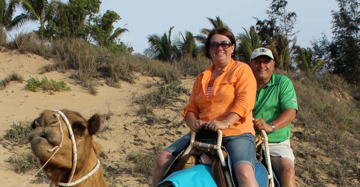 Broome: 45-Minute Pre-Sunset Cable Beach Camel Ride