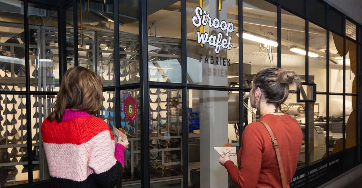 Afbeelding 4 van Gouda: toegangsbewijs siroopwafelfabriek inclusief siroopwafel