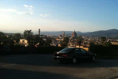 Perugia Airport Transfers to/from Tuscany City Centers