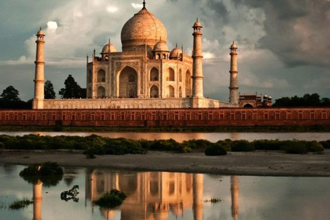 From Mumbai: Taj Mahal, Agra City Tour with skip the lineFrom Delhi Airport: Taj Mahal, Agra Private City Tour