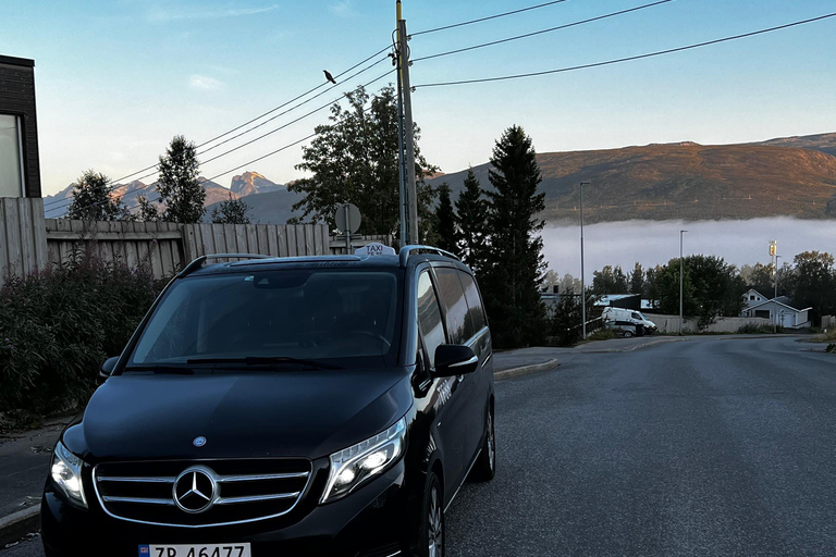 Kirkenes: 1-Way Taxi Transfer from City/Airport Transport to Kirkenes Airport