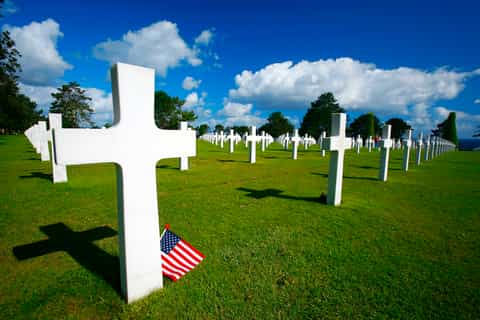 normandy dday landing beaches and museum guided tour