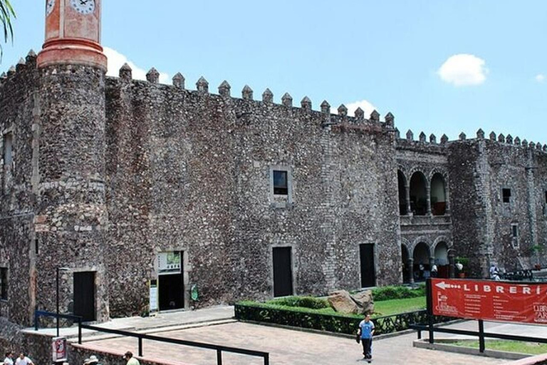 Mexico City: Full-Day Taxco and Cuernavaca Tour