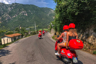 Riva del Garda: Lake Garda Vespa Scenic Drive