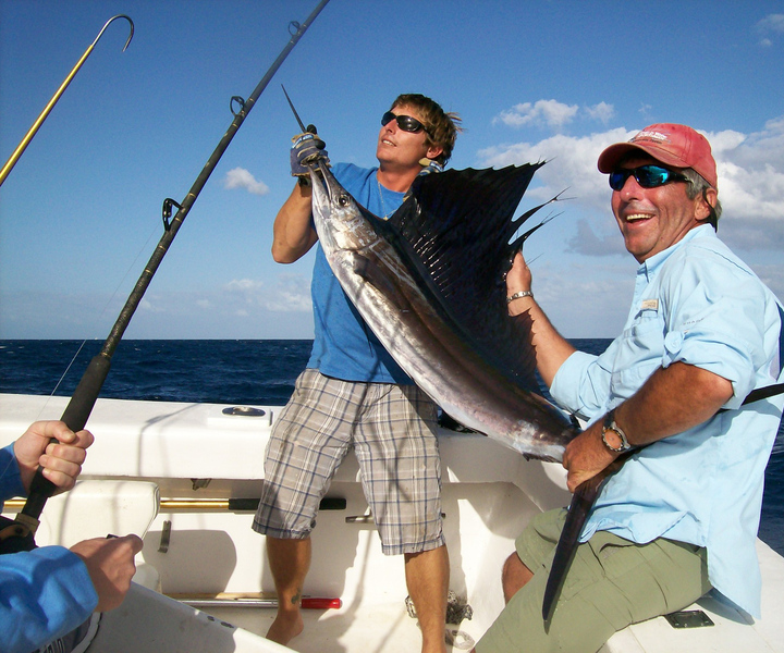 Fort Lauderdale: 4-Hour Sport Fishing Shared Charter