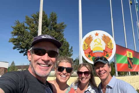 Qollarni yumshoq massaj qilish