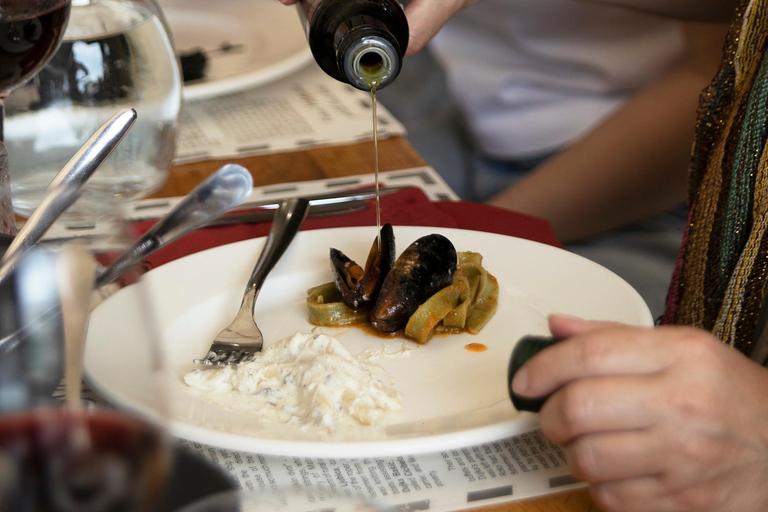Split: Historical & Gastro Treasures Tour with Green Market Afternoon historical & gastro tour