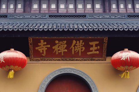 2H Private Tour: Jade Temple & Buddhism Meal (All Inclusive)