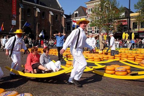 Alkmaar: 2-stündige Tour und Besuch des Käsemarkts
