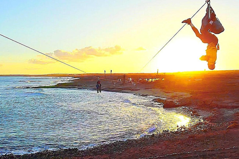 Z Santa Maria: Doświadczenie z tyrolką na wyspie Sal (oficjalne)Z Santa Maria: Zjazd tyrolką na wyspie Sal