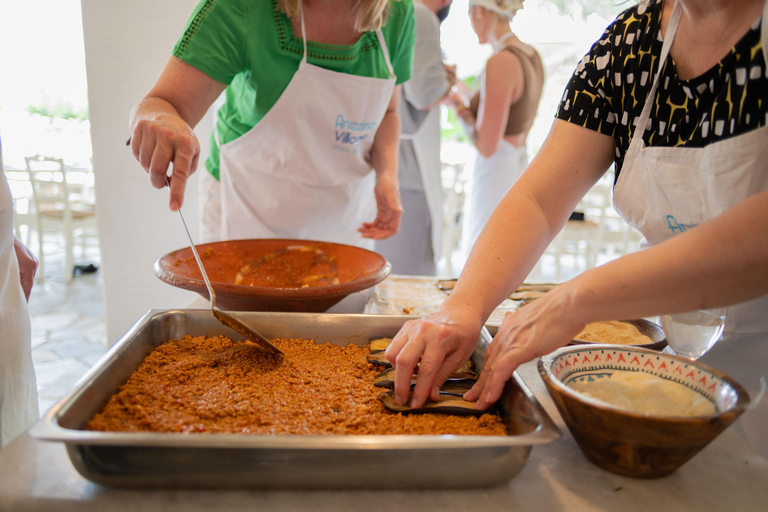 Greek Cooking Class with a Local Chef, Wine, & Meal in Drios Drios: Greek Cooking Class with a Chef, Wine, and Meal