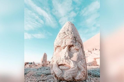 Şanlıurfa: tour privado de 1 día al monte Nemrutadıyaman başlangıç