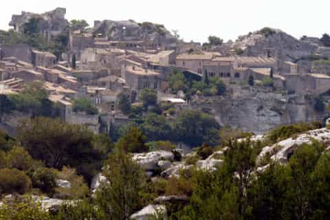 From Aix en Provence: Full-Day Discovery Tour of Provence