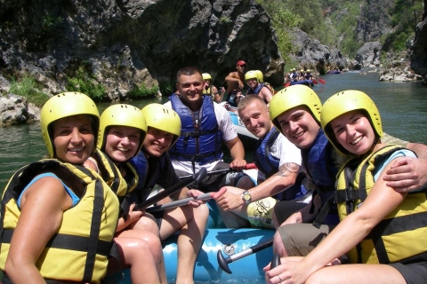 Rafting en aguas bravas de día completo en el cañón KöprülüRafting en aguas bravas de día completo desde Antalya